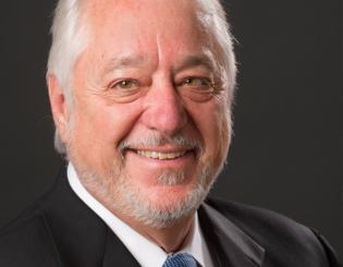 Alumnus, noted scientific researcher to lead December commencement 