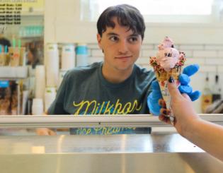 Top 5 Ice Cream Shops Close To Campus